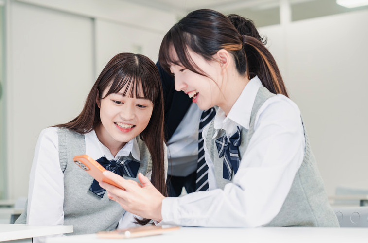 生徒同士が学び合うプログラムの様子